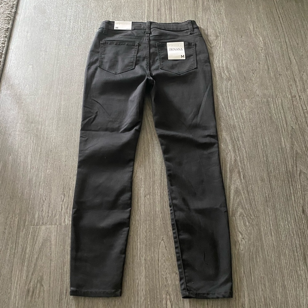 Zenana Dark Gray Jeans NWT - Picture 2 of 8